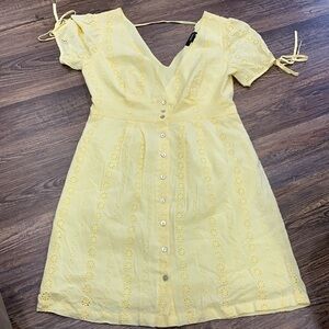 ❤️ Forever 21 Eyelet Dress